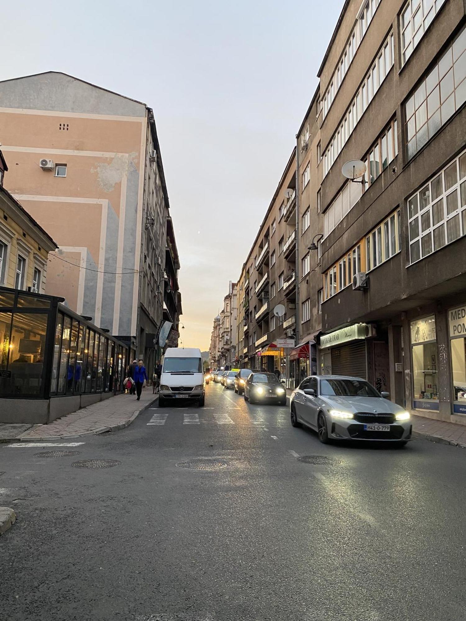 Tim Apartment Sarajevo With Private Parking Zewnętrze zdjęcie